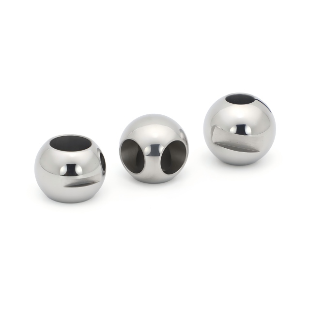 Gebohrter Ball
